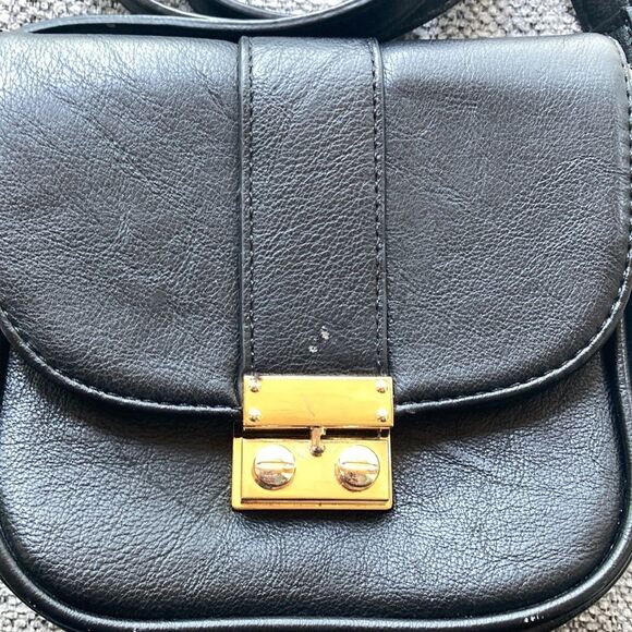 Forever 21 Crossbody Bag Black - Picture 3 of 11